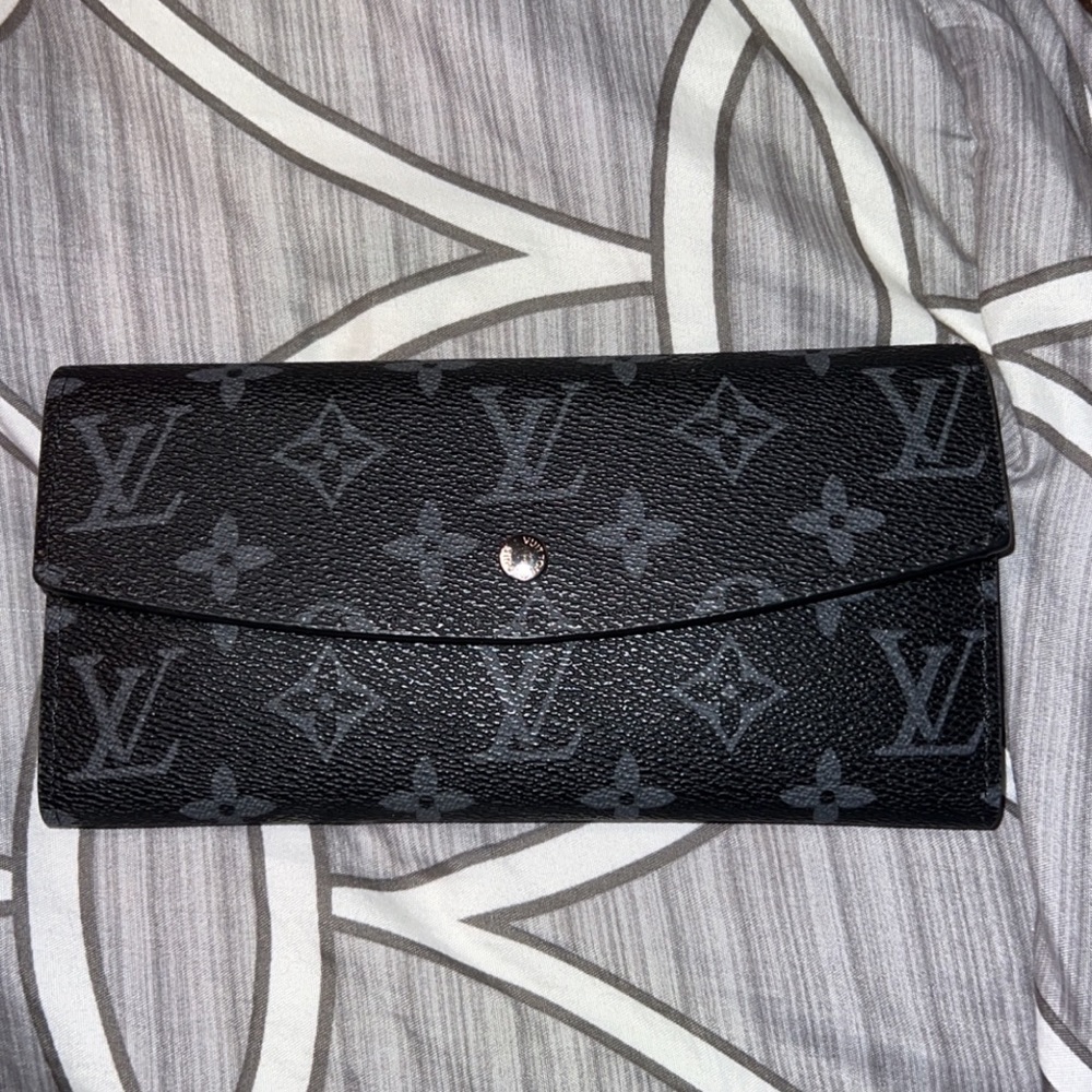 Louis Vuitton Black monogram Wallet